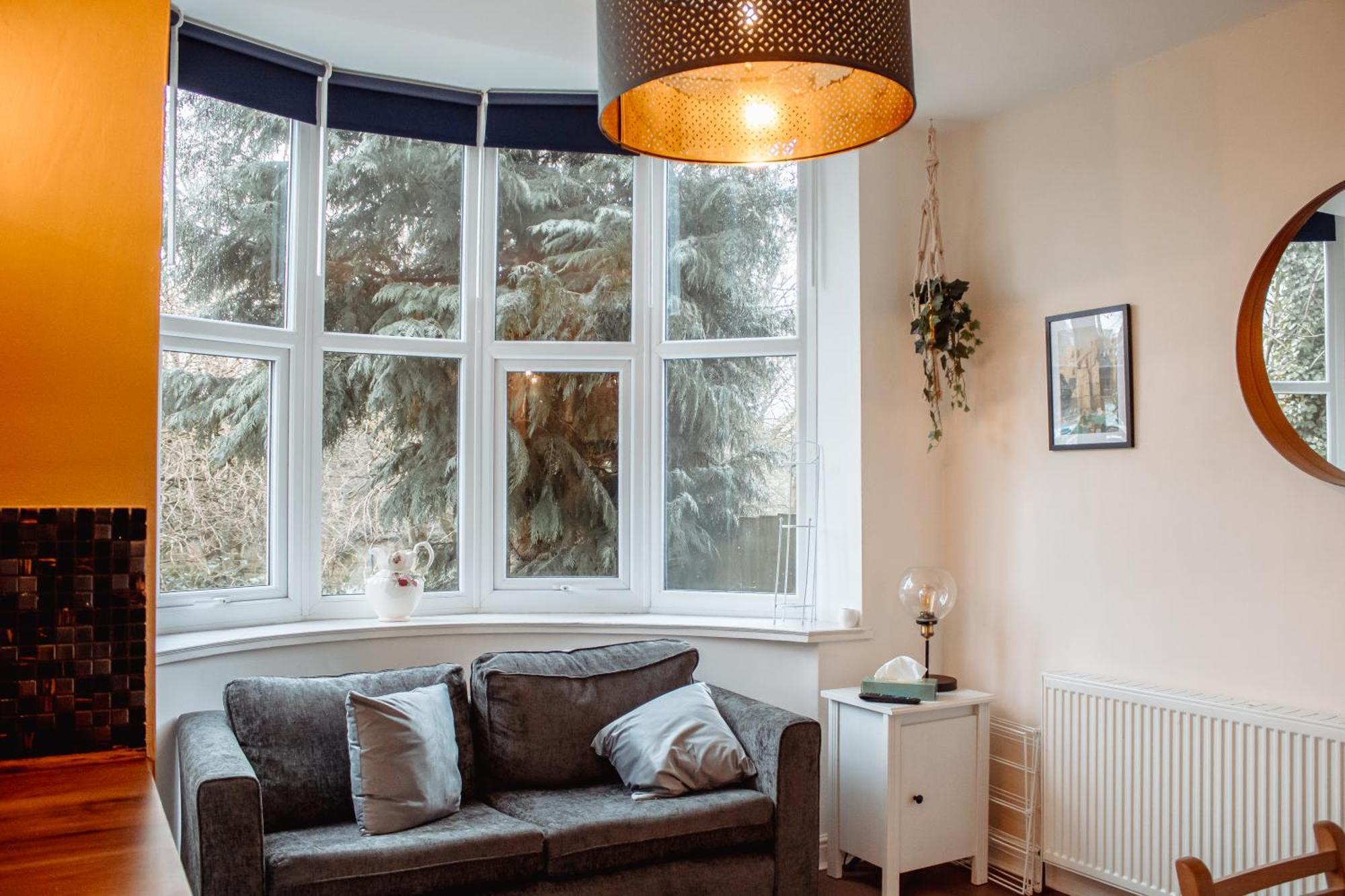 Spacious Flat With Free Parking Apartment Harrogate Bagian luar foto